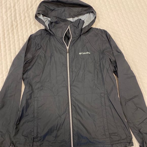 Columbia Rain Jacket - Picture 1 of 3